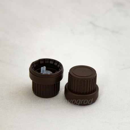 Anya üvegpalackokhoz menet 18 mm - lassú zárás